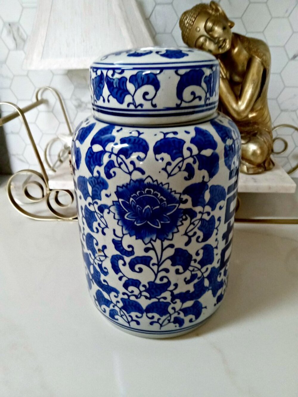 NWOT! CHINOISERIE Chinese COVERED GINGER JAR DECOR